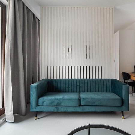 Wola Artistic Designer Apartment วอร์ซอ ภายนอก รูปภาพ